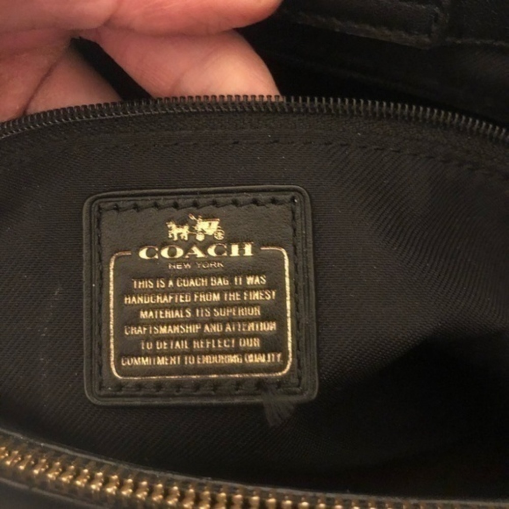 COACH swagger carryall black pebbled leather tote - Picture 7 of 16